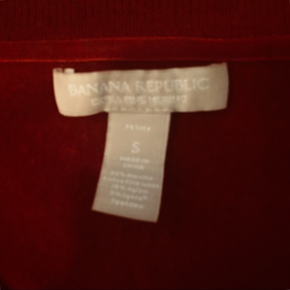 Mauve Banana Republic V-Neck Sweater - Picture 4 of 4